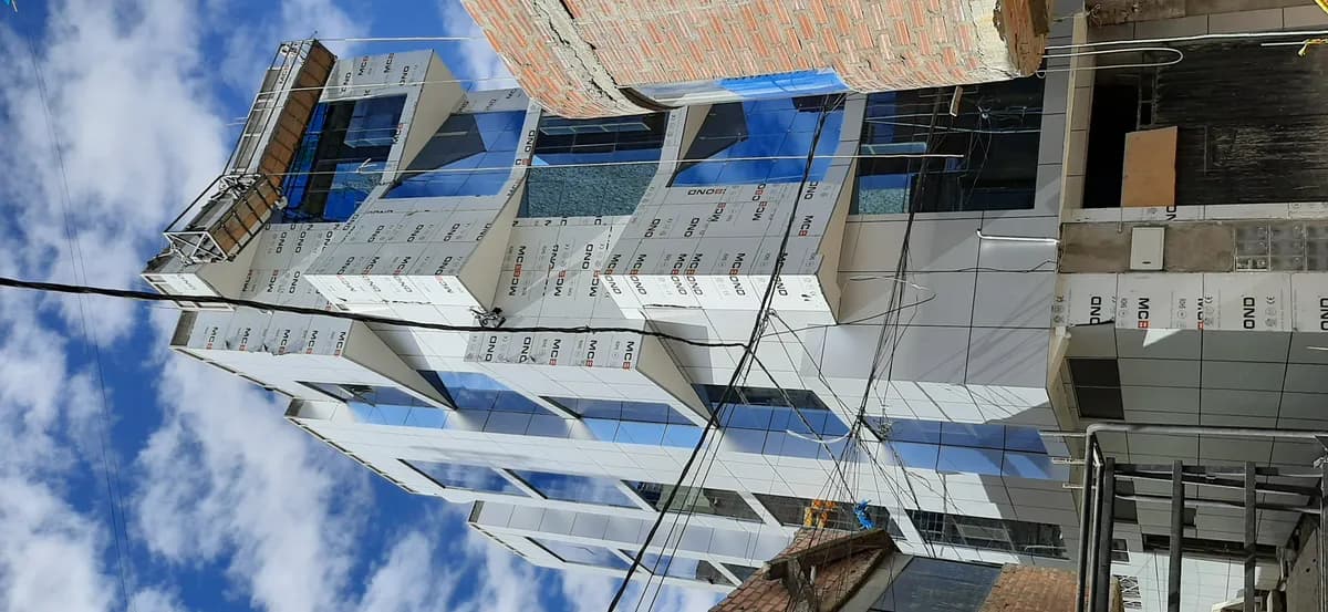 Proyecto en Génesis El Tambo