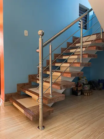 1000073495