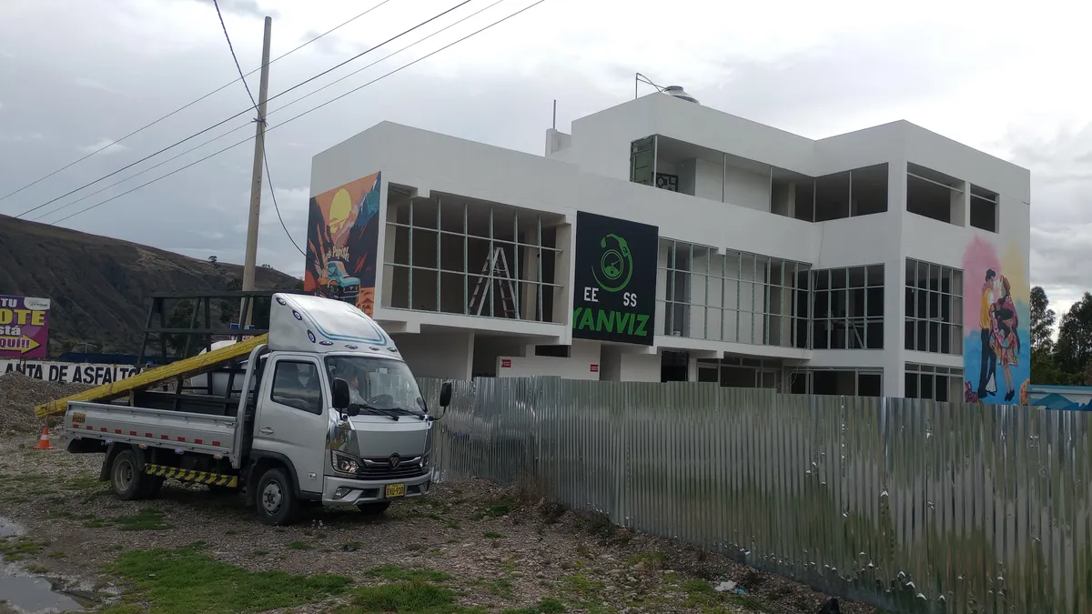 Proyecto en Grifo La Huaycha