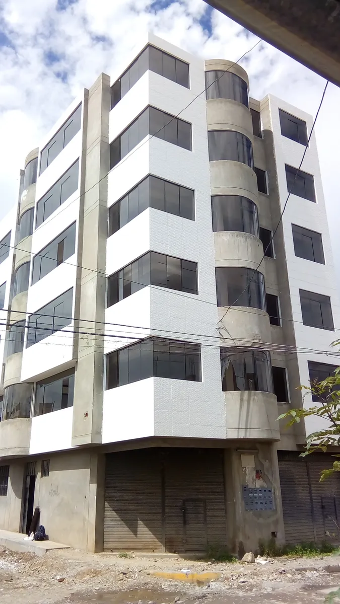 Proyecto en Edificio La Cantuta