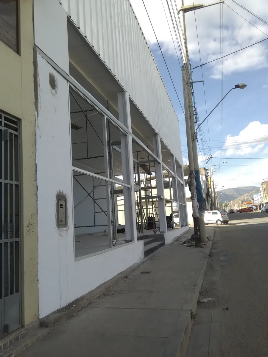Proyecto en Av. Evitamiento El Tambo