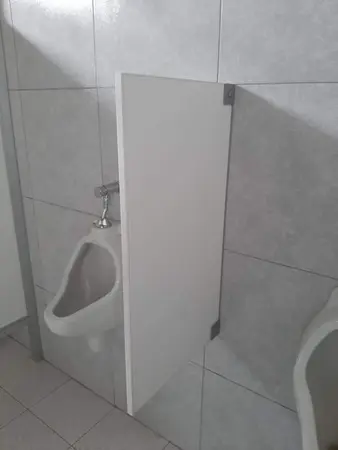 P.BAÑO DIVISION / URINARIOS